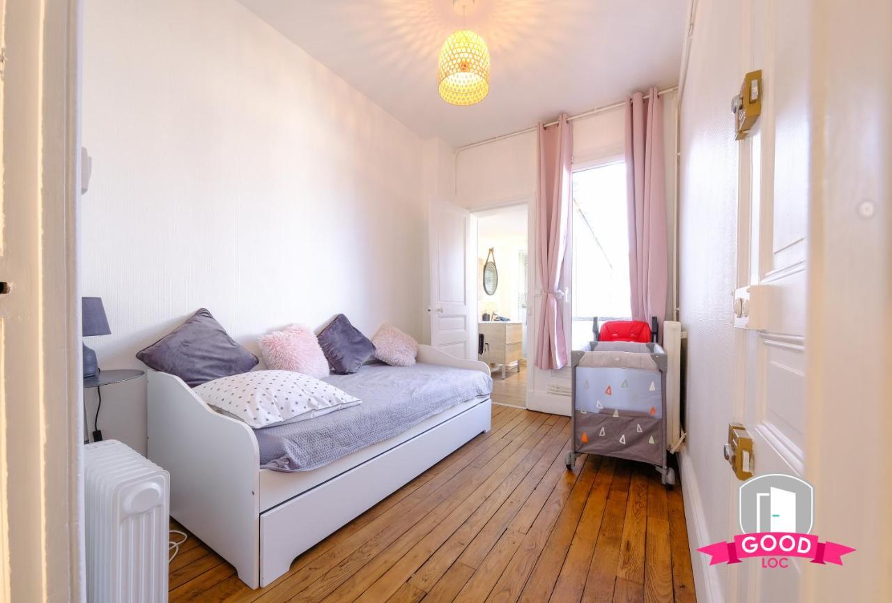 Ferienwohnung Les 3 Cheminees Des Charretiers Orléans Exterior foto